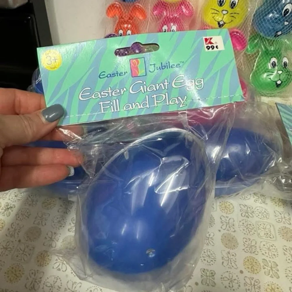 Colorful Easter Egg Set - Picture 8 of 10